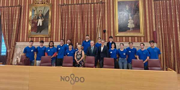 Estudiantes de la Escuela en la Fase nacional de Líderes Digitales Universitarios