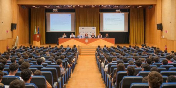 La Escuela da la bienvenida al nuevo estudiantado